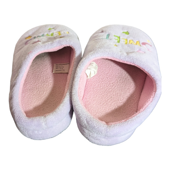 Kids Slippers Pre Owned - "Sweet Dreams"  Size 11-12 - Picture 3 of 5